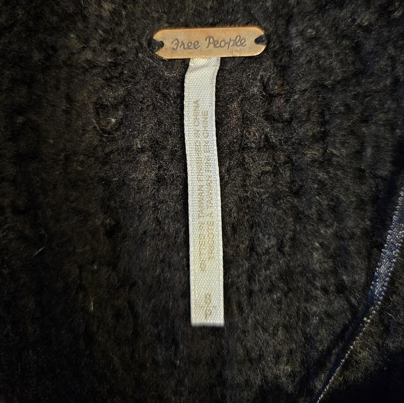 Free People Carter Pullover Sweater SMALL Black Oversized Relaxed Fit - Picture 7 of 9